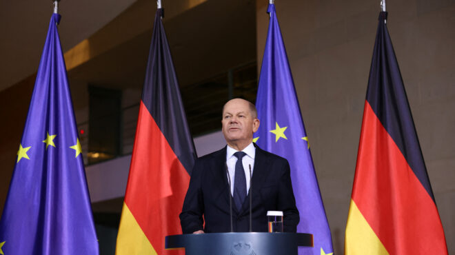 τα-γερμανικά-πυρά-εναντίον-του-βανς-563473255