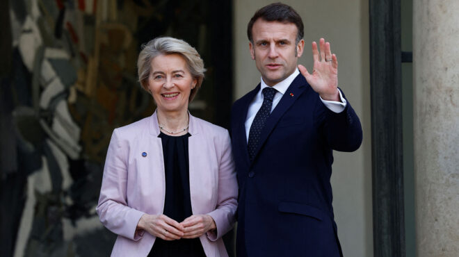 παρίσι-απρόθυμες-να-στείλουν-στρατ-563474560