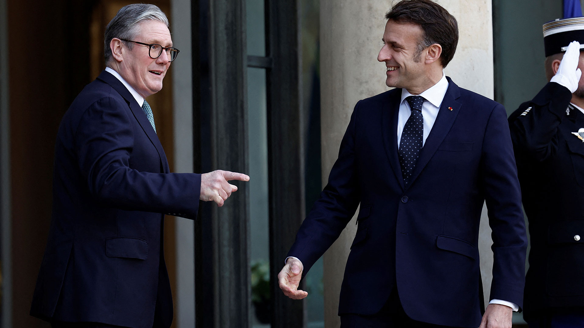 Παρίσι: «Απρόθυμες» να στείλουν στρατό Πολωνία, Γερμανία και Ισπανία-3