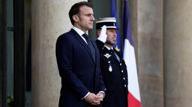 ft-γαλλία-και-βρετανία-σχεδιάζουν-αεροπ-563477347