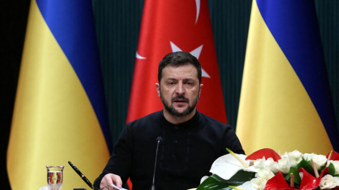 ο-ζελένσκι-ανέβαλε-την-επίσκεψη-στη-σ-α-563476240