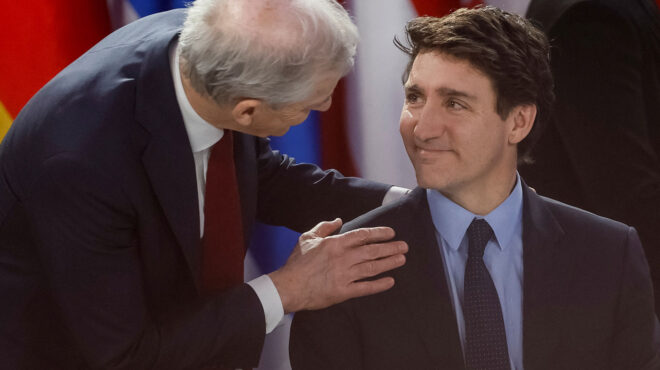 τριντό-ο-καναδάς-θα-απαντήσει-δυναμικ-563491183