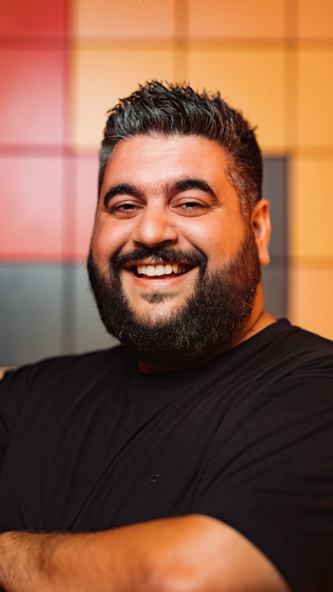 Από διαφημιστής, «βασιλιάς» του τηγανητού κοτόπουλου-1