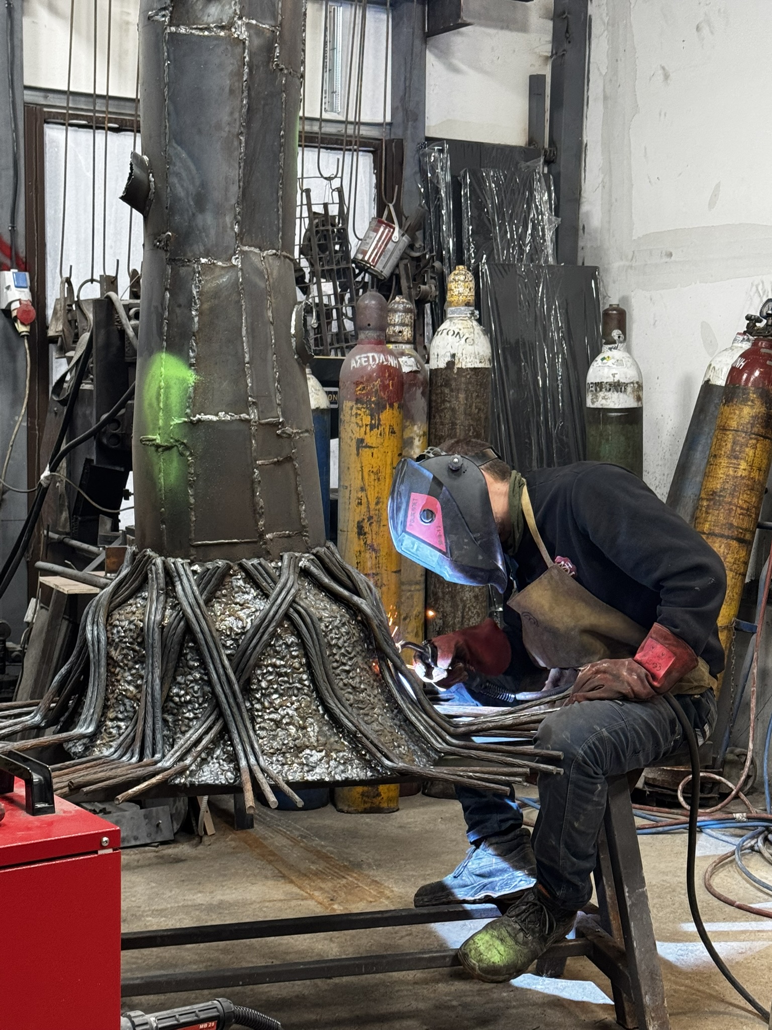 «Λύγισα όταν έγραψα τα ονόματα και τις ηλικίες»-5