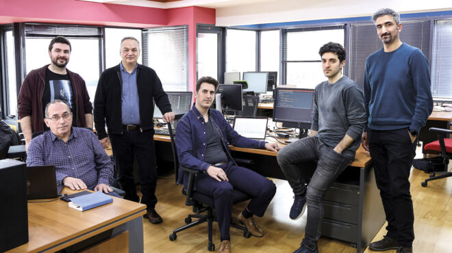 το-ευφυές-κρι-κρι-που-μιλάει-ελληνικ-563461069