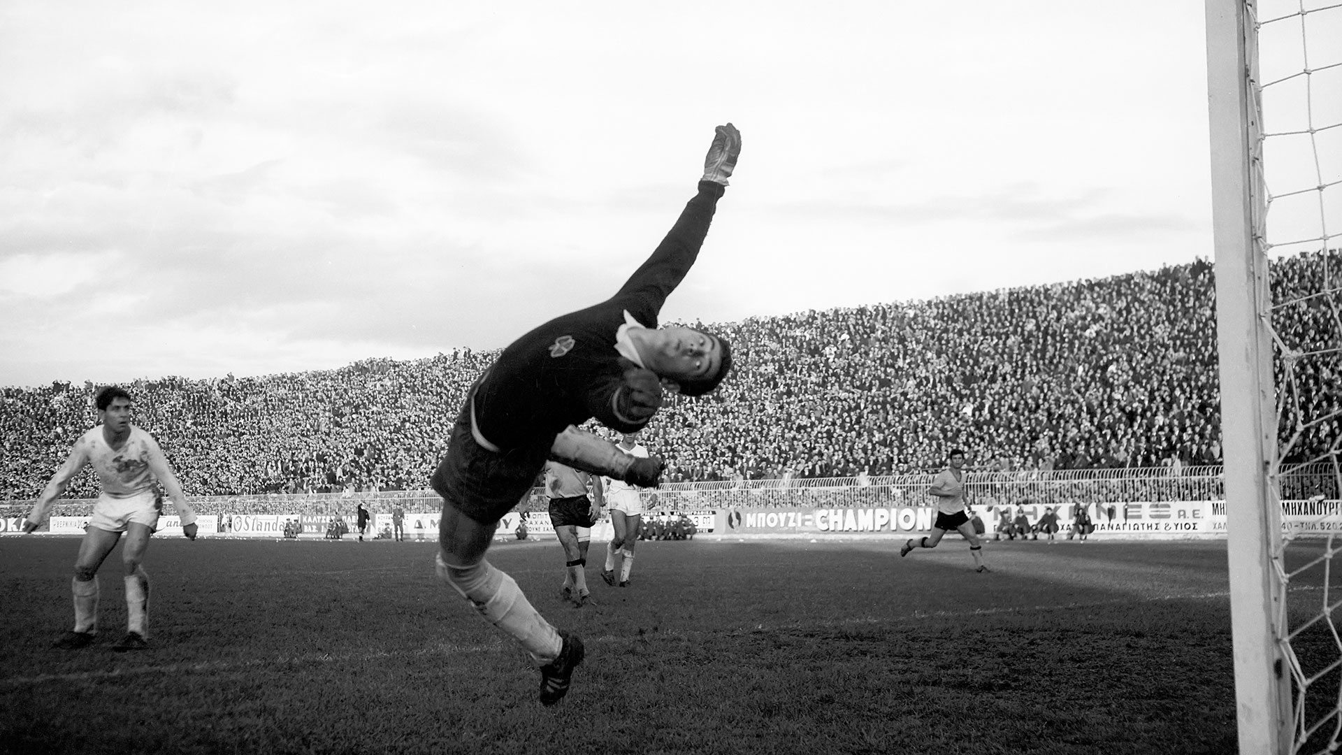 Τάκης Οικονομόπουλος: Πέθανε ο παλαίμαχος τερματοφύλακας του Παναθηναϊκού-2