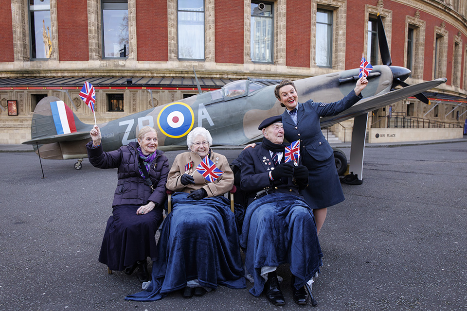 Πίσω στην πατρίδα-2