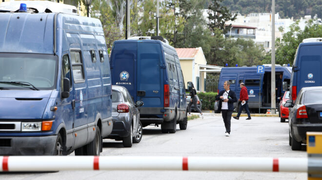 σέρρες-πέταξε-τούβλο-στο-κεφάλι-του-γε-563466130