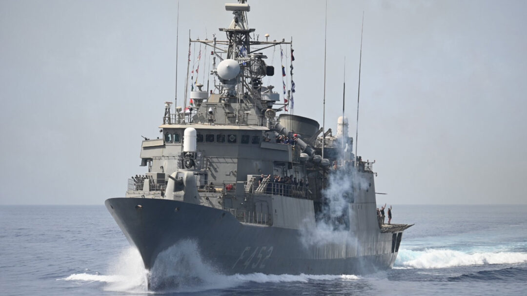 λίφτινγκ-στις-φρεγάτες-μεκο-563477203