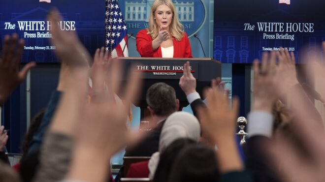 face-control-στις-συνεντεύξεις-τύπου-στον-λευ-563489179