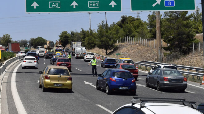 χαμηλές-ταχύτητες-στην-αττική-οδό-λόγ-563474017