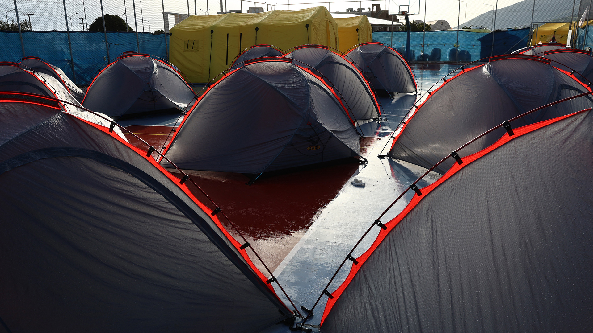 Σεισμός τώρα: 5 Ρίχτερ ανάμεσα σε Σαντορίνη και Αμοργό, αισθητός στην Αττική-9