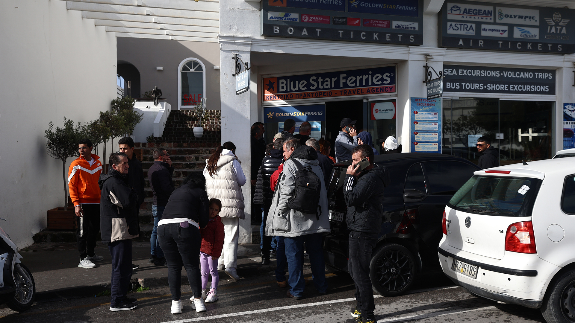 Σεισμός τώρα: 5 Ρίχτερ ανάμεσα σε Σαντορίνη και Αμοργό, αισθητός στην Αττική-5