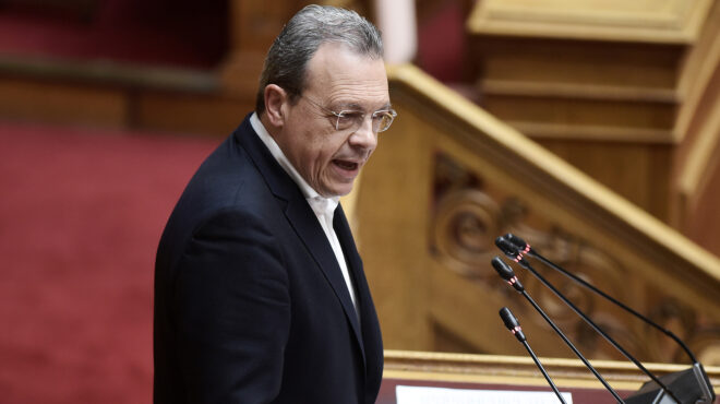 φάμελλος-ο-μητσοτάκης-να-αποσύρει-τη-563456125