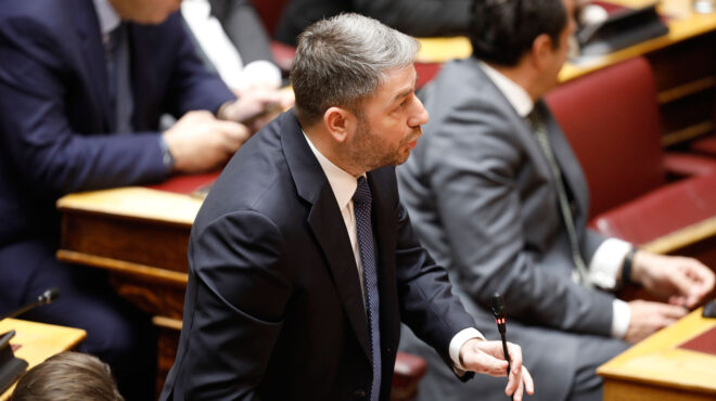 ο-ανδρουλάκης-ρίχνει-το-γάντι-στο-μέγα-563460589