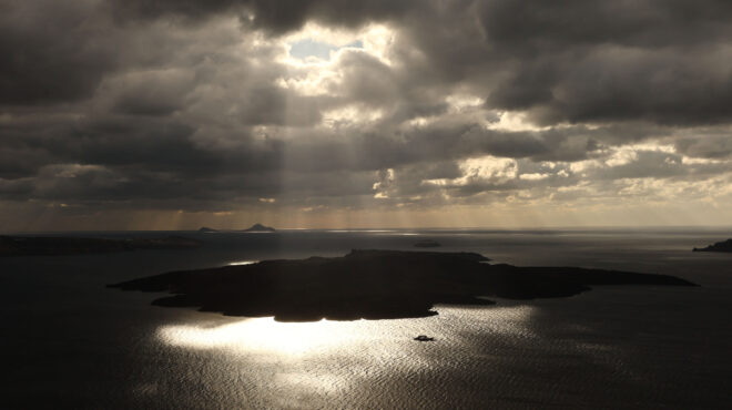 νομικού-για-κυκλάδες-αλλο-οι-μαγματικ-563474236