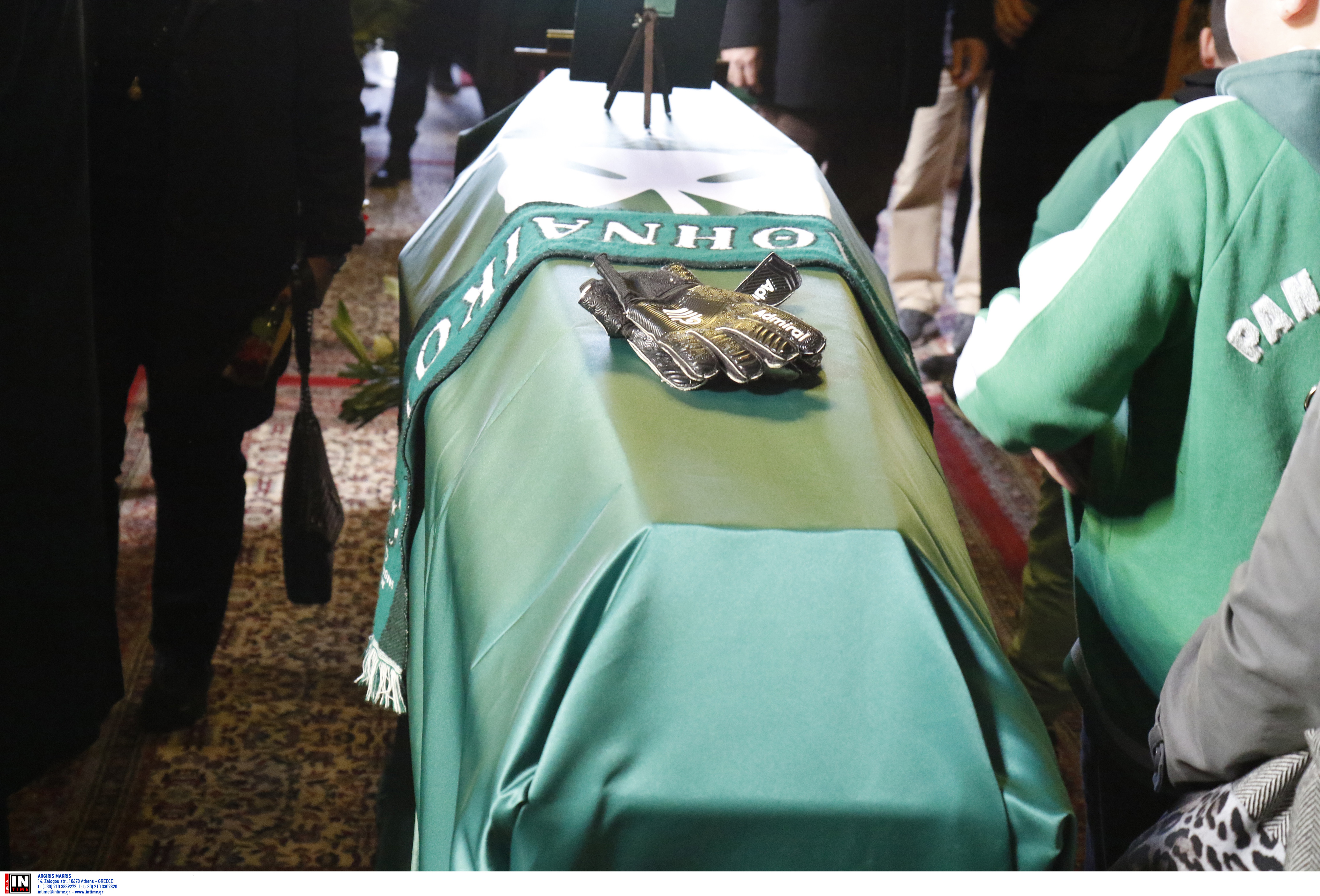 Το «τελευταίο αντίο» στον Τάκη Οικονομόπουλο-1