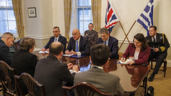 λονδίνο-συνάντηση-ν-δένδια-με-τη-βρετα-563485048