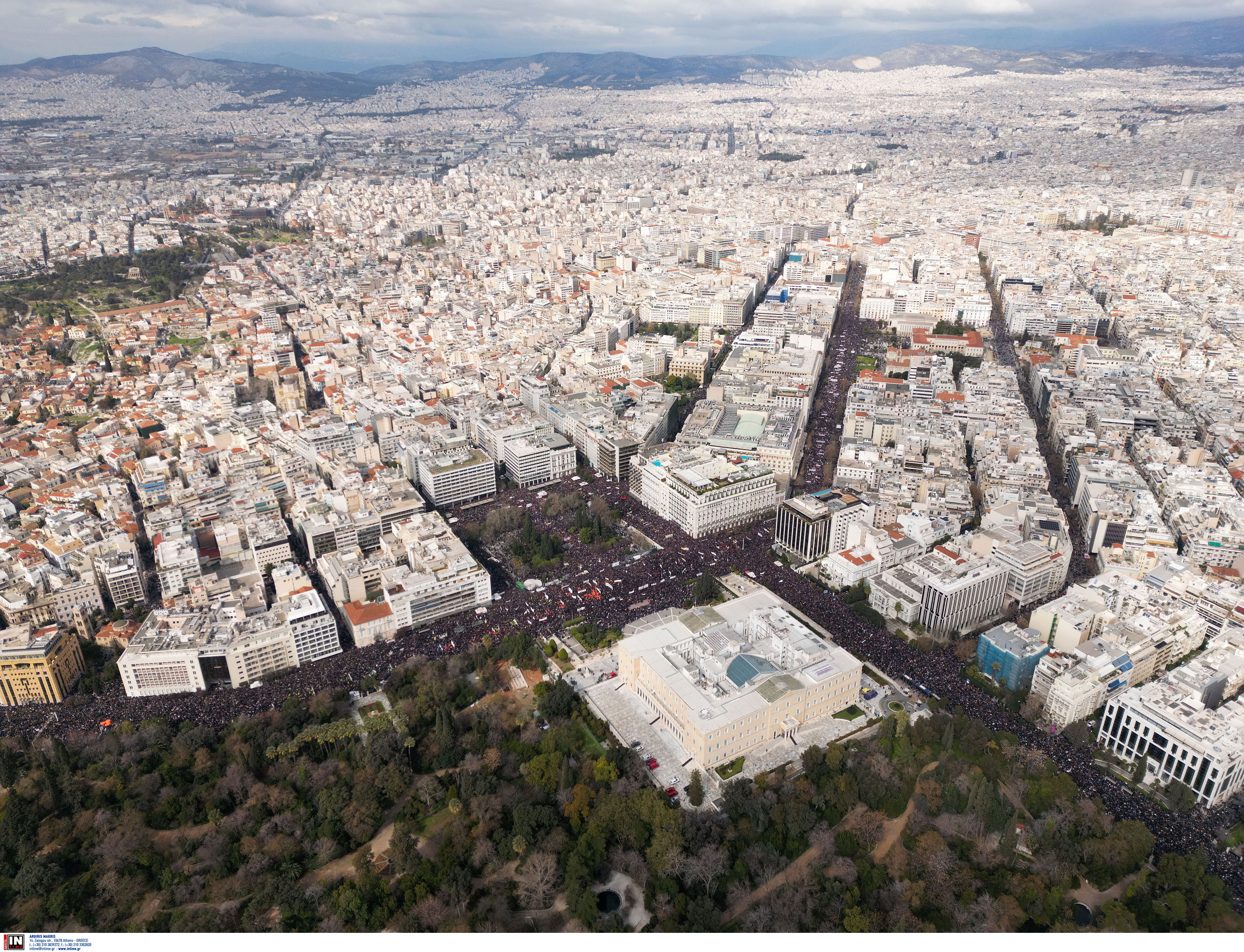 Τέμπη: Η μεγαλειώδης συγκέντρωση στην Αθήνα από ψηλά-4