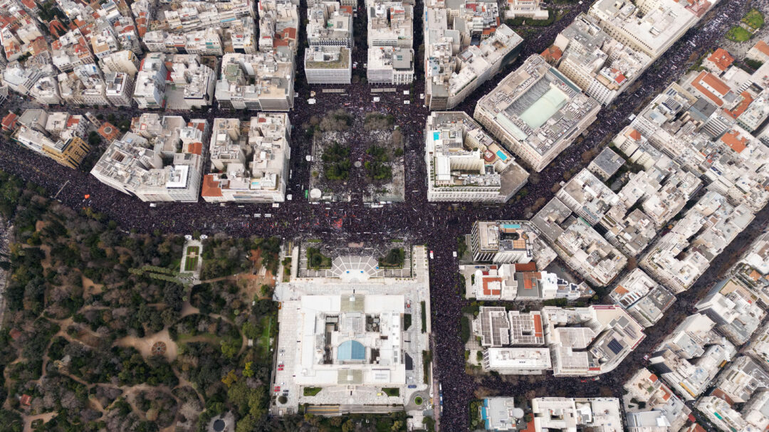 τέμπη-διεθνή-μμε-καλύπτουν-τις-μαζικέ-563492842