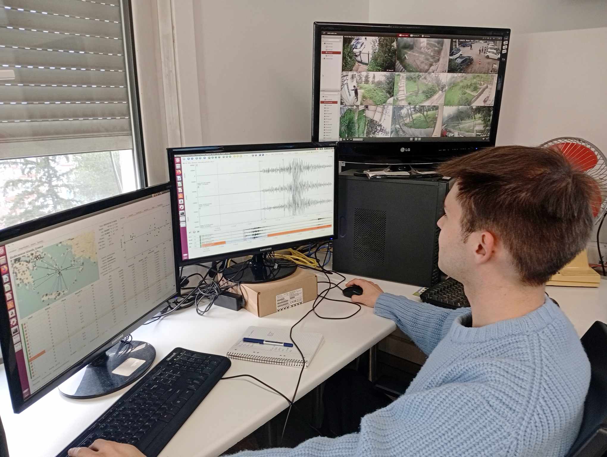 «Περιμένοντας εναγωνίως τις μετρήσεις» – Η «Κ» στο στρατηγείο του Γεωδυναμικού Ινστιτούτου-6