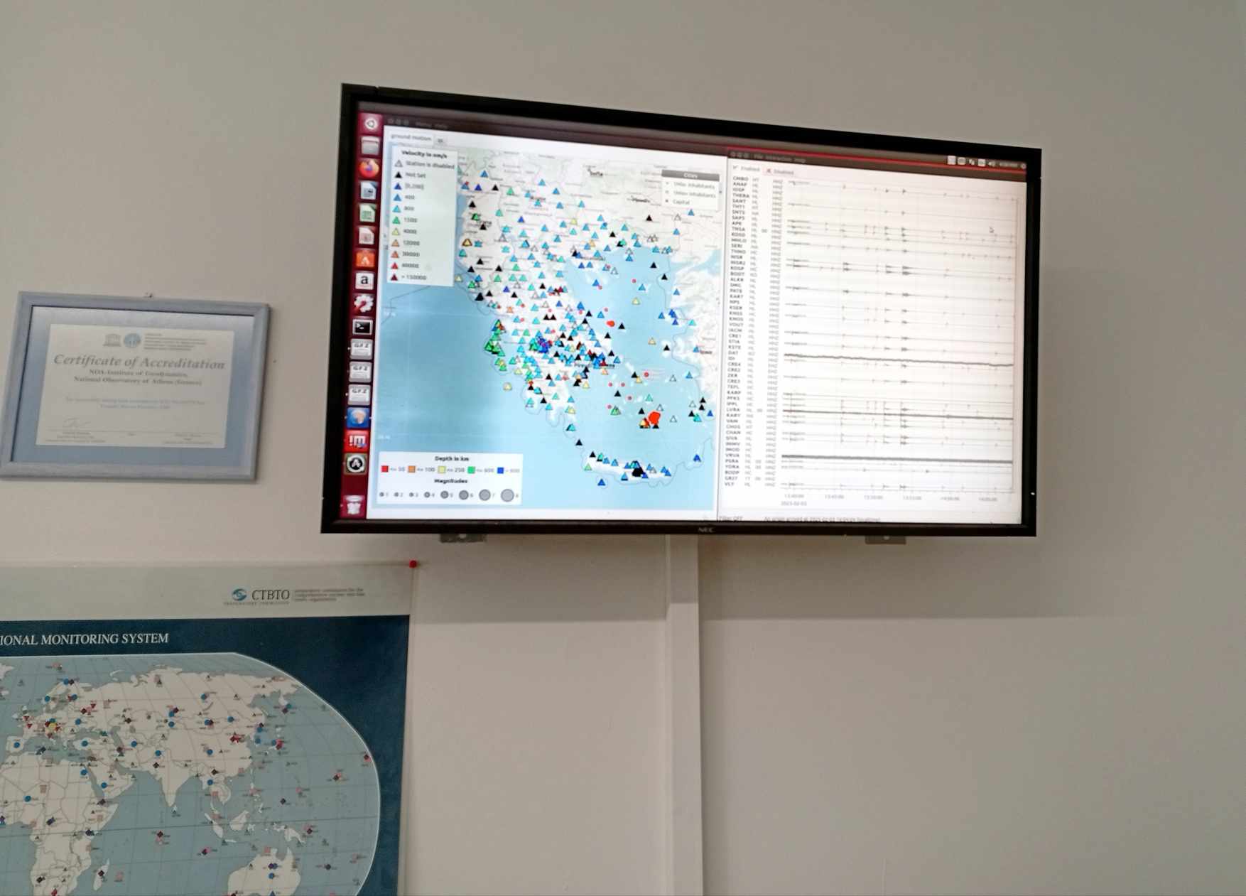 «Περιμένοντας εναγωνίως τις μετρήσεις» – Η «Κ» στο στρατηγείο του Γεωδυναμικού Ινστιτούτου-8