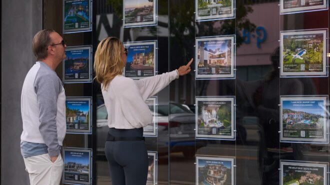 ρεκόρ-για-τις-δαπάνες-των-πλουσίων-στι-563485678