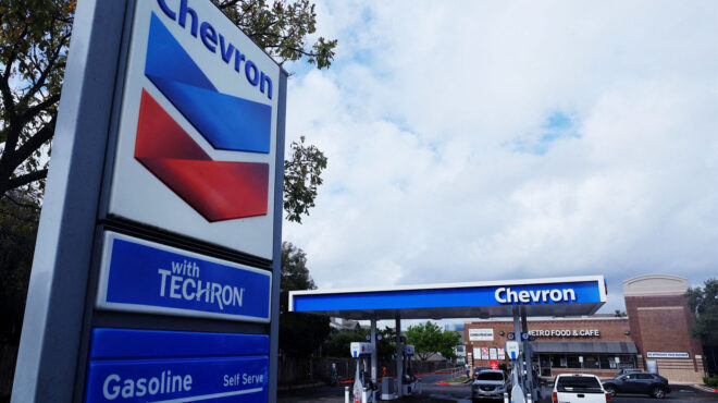 η-chevron-εγκαταλείπει-την-καλιφόρνια-563463610