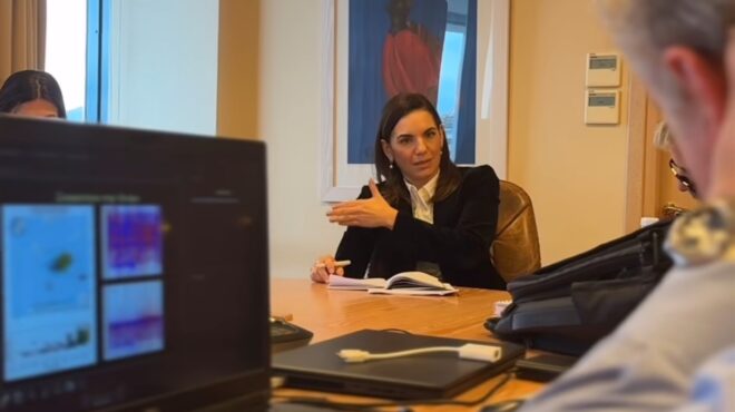 πείτε-να-ρθουν-σεισμολόγοι-563453113