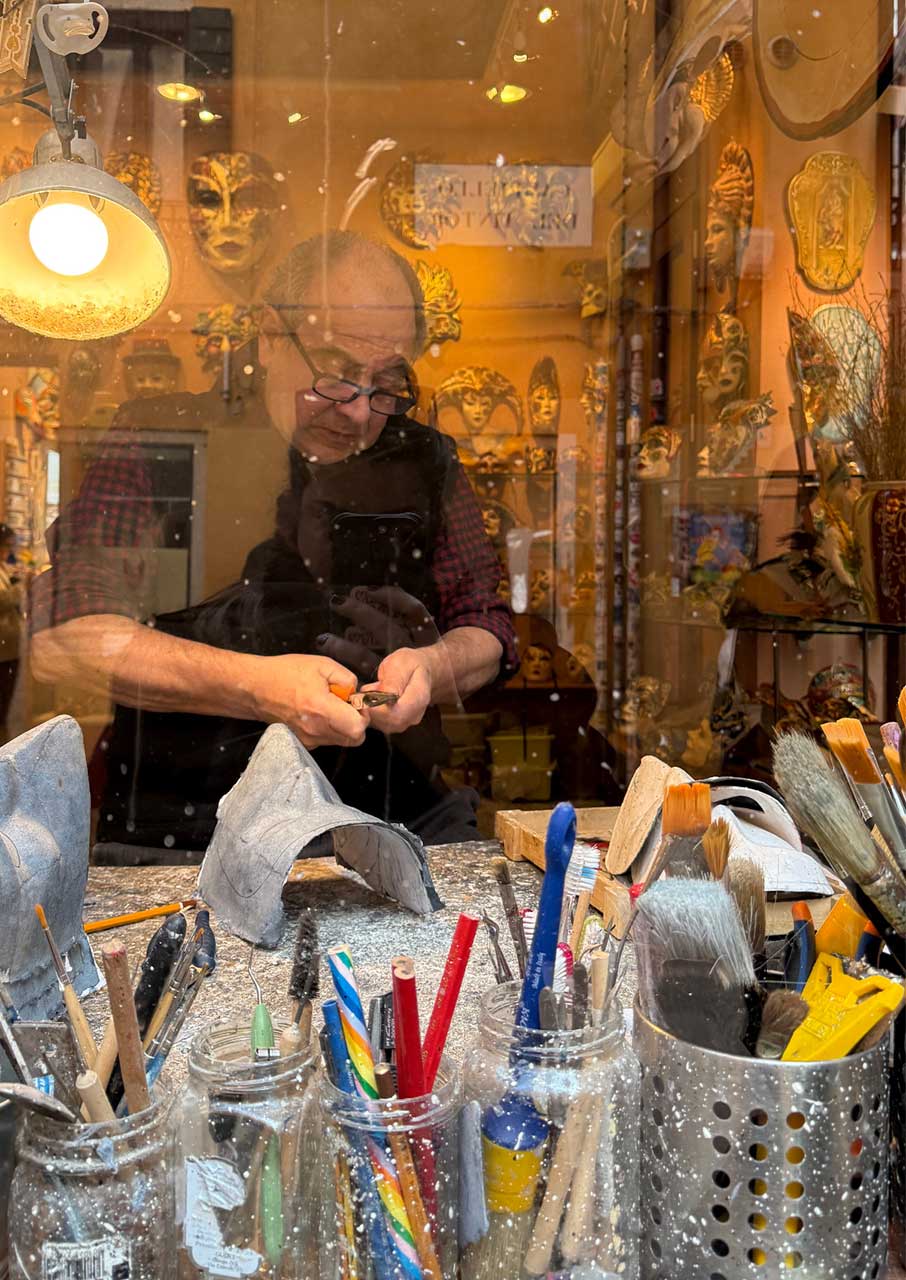 Βενετία: 48 ώρες στο διασημότερο καρναβάλι της Ευρώπης-4