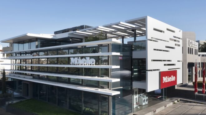 οκτώ-αγορές-υπό-τον-έλεγχο-της-miele-hellas-563465377