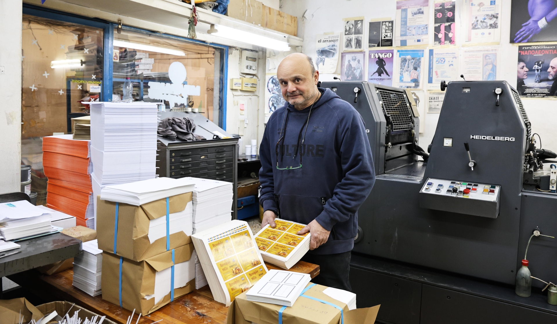 Στοά Ανατολής: «Μέκκα» της τυπογραφίας και στέκι της Μελίνας-9