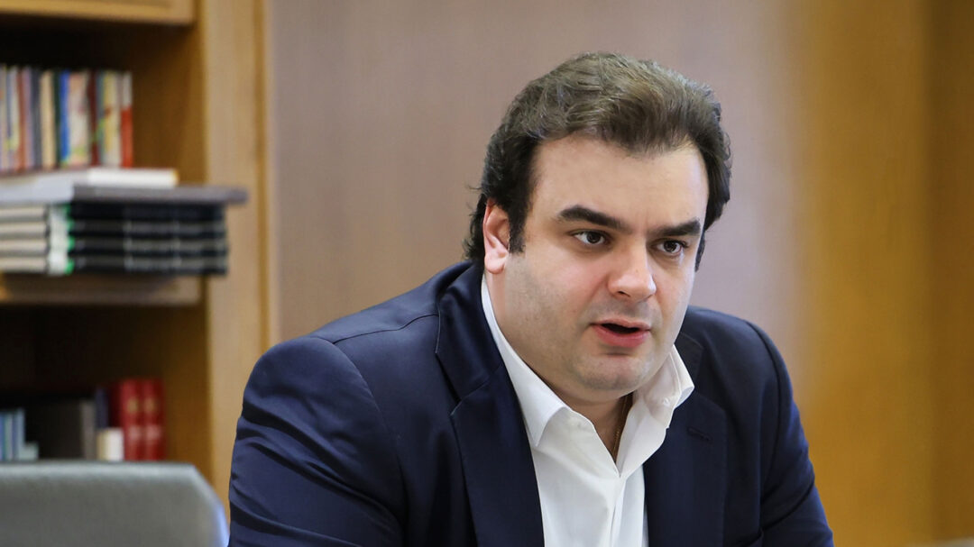 συνέντευξη-κυριάκου-πιερρακάκη-στην-563460670