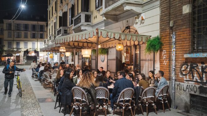 η-επιστροφή-των-παπιγιόν-στη-σκάλα-του-563455276