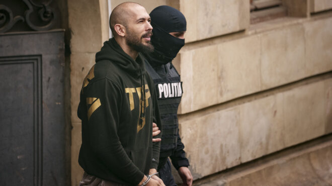 ρουμανία-πιέσεις-της-κυβέρνησης-τραμ-563474752