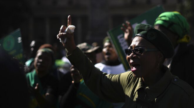 τραμπ-και-μασκ-ανοίγουν-μέτωπο-με-νότι-563461204