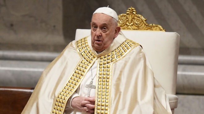 βατικανό-στο-νοσοκομείο-με-βρογχίτιδ-563470330