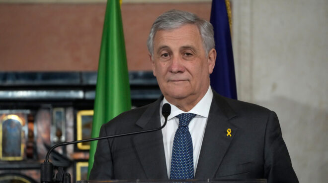 ιταλός-υπεξ-δεν-θεωρώ-χρήσιμο-να-σταλο-563487151