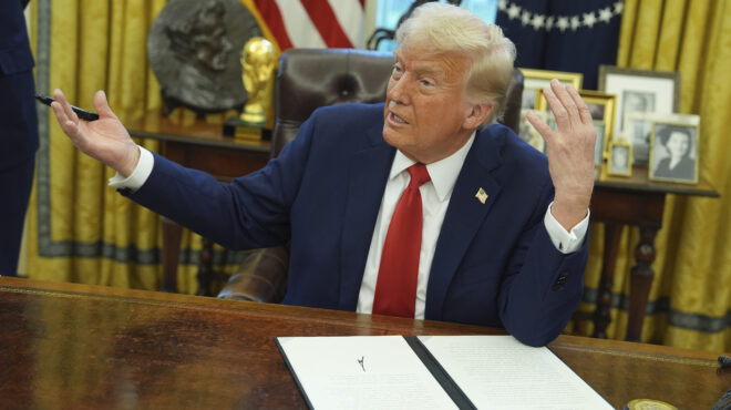 τραμπ-ανοιχτό-το-ενδεχόμενο-αύξησης-τ-563450623