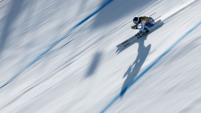 λίντσεϊ-βον-θεωρώ-την-κορτίνα-ως-την-π-563458087