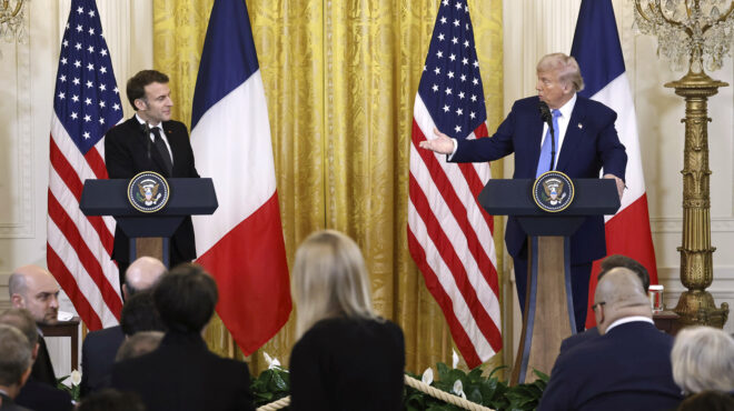 ε-ε-ο-μακρόν-ενημέρωσε-τους-27-για-τις-σ-563488264