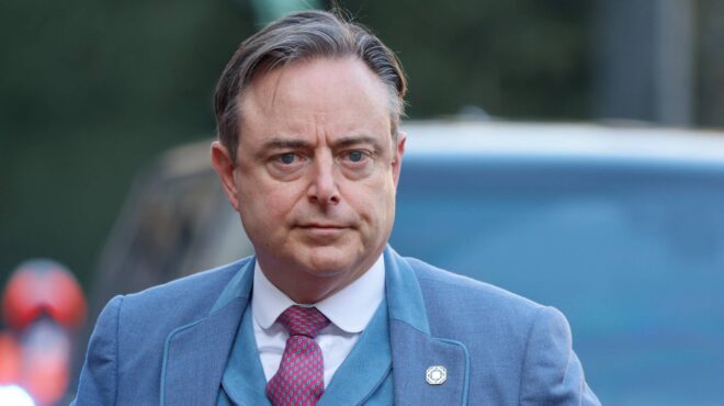 βέλγιο-ορκίστηκε-πρωθυπουργός-ο-ηγέτ-563450260