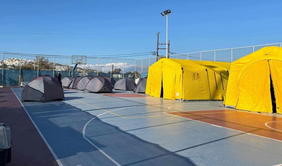 Πάνω από 200 οι σεισμοί σε ένα 48ωρο – Στήθηκαν οι πρώτες σκηνές της ΕΜΑΚ, σε ετοιμότητα ο μηχανισμός-1