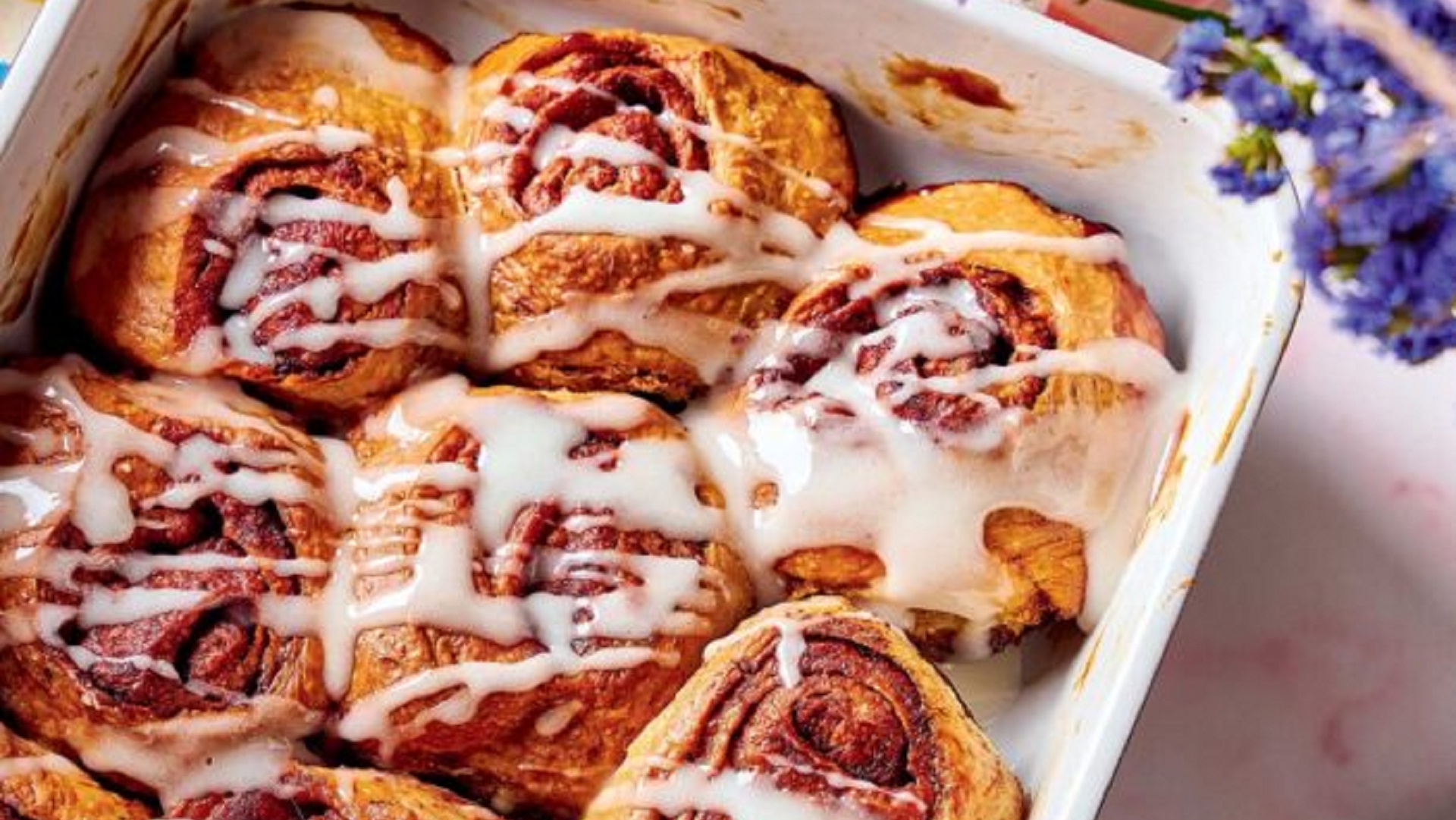 Cinnamon rolls, ρολάκια πορτοκαλιού ή ταχινόπιτα; 12 συνταγές τέλειες για πρωινό-1
