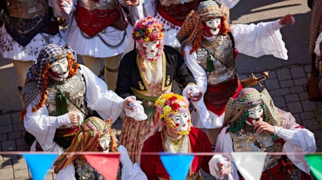 γενίτσαροι-και-μπούλες-γιατί-το-αποκρ-563483281