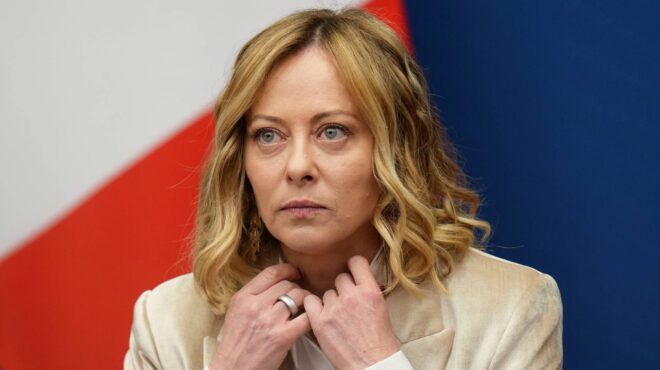 το-σχέδιο-αντίστασης-της-μελόνι-στα-funds-γ-563472976