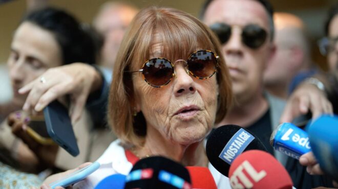 time-η-ζιζέλ-πελικό-ανάμεσα-στις-γυναίκες-563483347