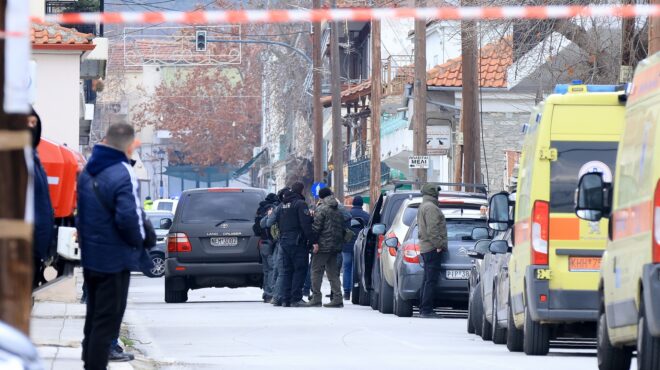 λάρισα-διπλό-φονικό-από-άνδρα-που-παρα-563461360