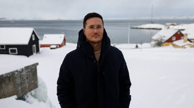 εκλογές-στη-γροιλανδία-νίκη-της-κεντρ-563459587