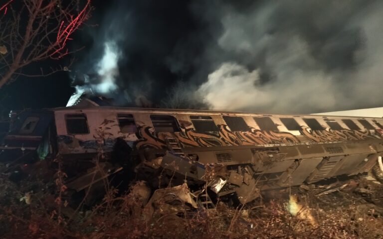 Τέμπη: «Αστυνομία, είναι κανείς εδώ;»-1